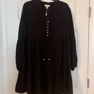 NWT Charlie Paige Black Long Sleeve Tiered Dress